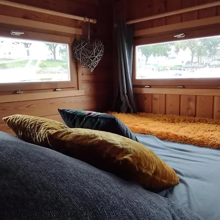 船上ホテル La Toue Charme